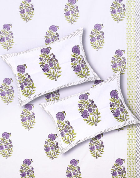 Cleopatra bedsheet set with pillow covers handblock print styling