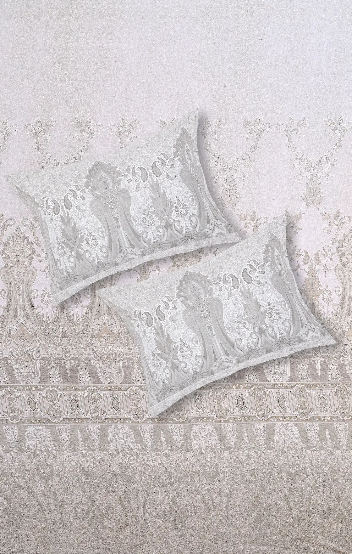 Italian Baroque Elegance bedsheet set with pillow covers digital print styling