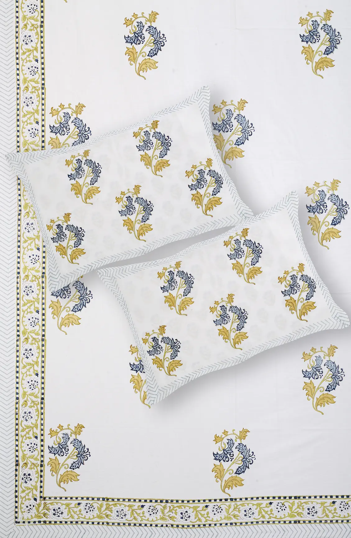 Marilyn Midnight bedsheet set with pillow covers handblock print styling