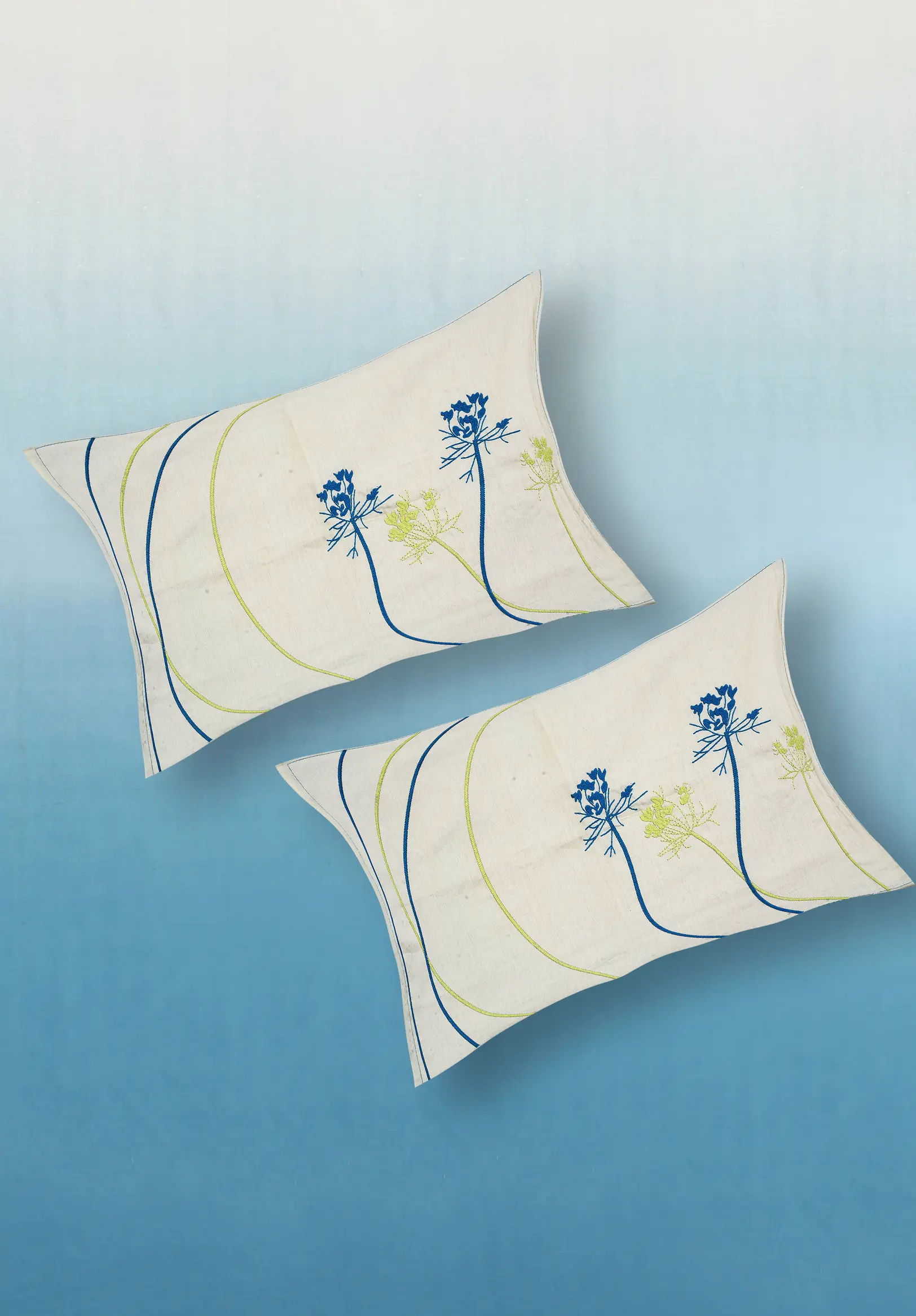 Reve Ombre Azure bedsheet set with pillow covers styling