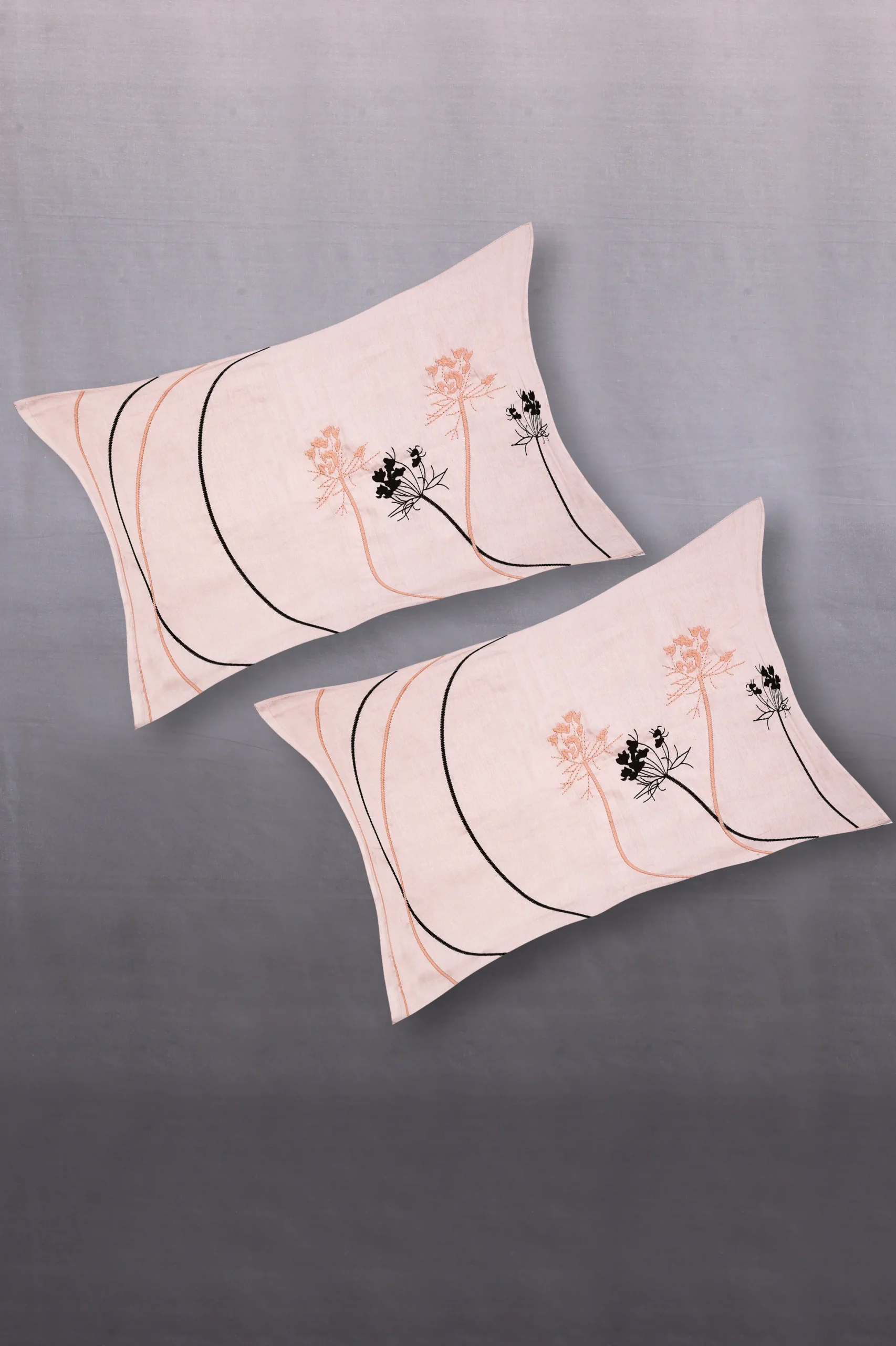Reve Ombre Lavender bedsheet set with pillow covers styling