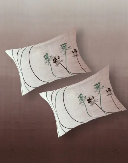 Reve Ombre Mocha bedsheet set with pillow covers styling